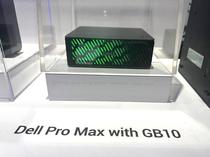 輝達GTC大會推出個人AI超級電腦DGX Spark，戴爾為合作廠商之一