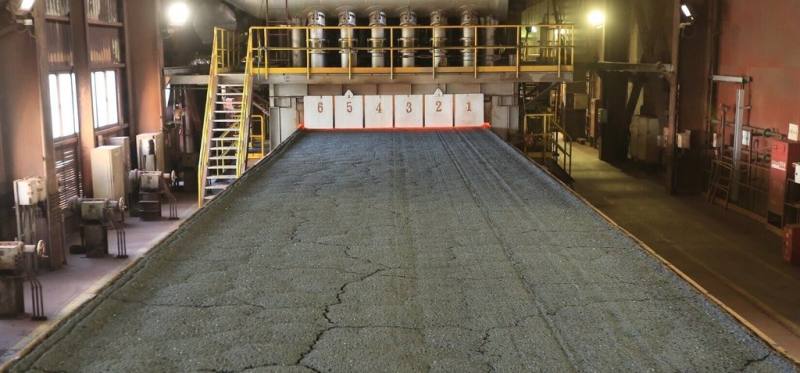 中鋼運用AI完成「燒結機智慧機速控制系統」開發，有效提升二號燒結機燒結礦生產。（中鋼提供）