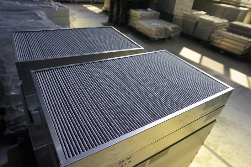 目前台灣半導體無塵室使用的化學濾網，每100個就有50個來自於鈺祥。圖為鈺祥的再生型化學濾網