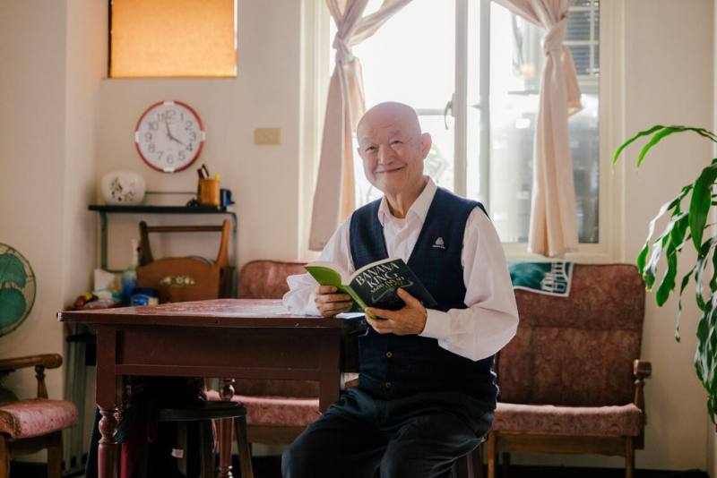 作家李旺台（圖）作品「蕉王吳振瑞」，取材自1969年高雄青果社冤案，2019年曾獲台灣歷史小說獎，近期入圍美國筆會文學獎「翻譯獎」及Foreword雜誌獨立出版獎。李旺台說，他一心想寫好台灣、寫好台灣人，並讓外國人真實了解台灣。（桑杉學攝影／鏡文學提供）