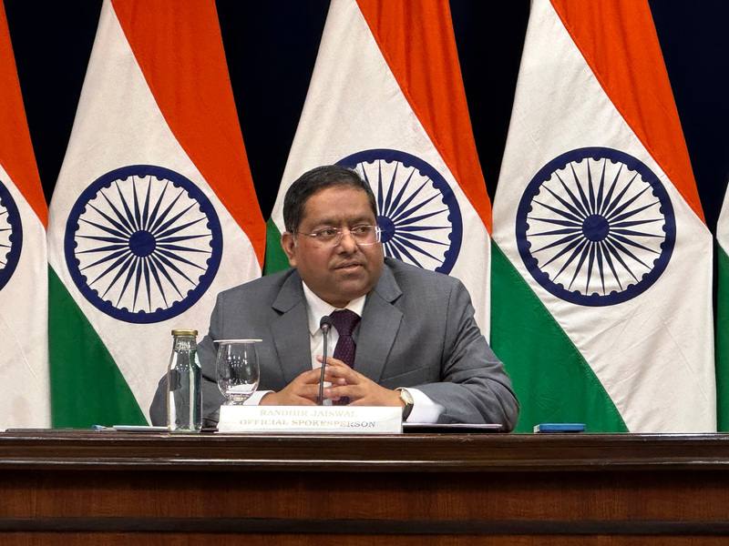 國家安全會議副秘書長徐斯儉獲邀在印度「瑞辛納對話」擔任開幕場次與談人，是台灣高層官員首度到印度公開參加有官方色彩的活動。對此，印度外交部發言人賈斯瓦（Randhir Jaiswal）（圖）肯定台灣與印度的關係，並指出科技合作將有助兩國的共同防衛