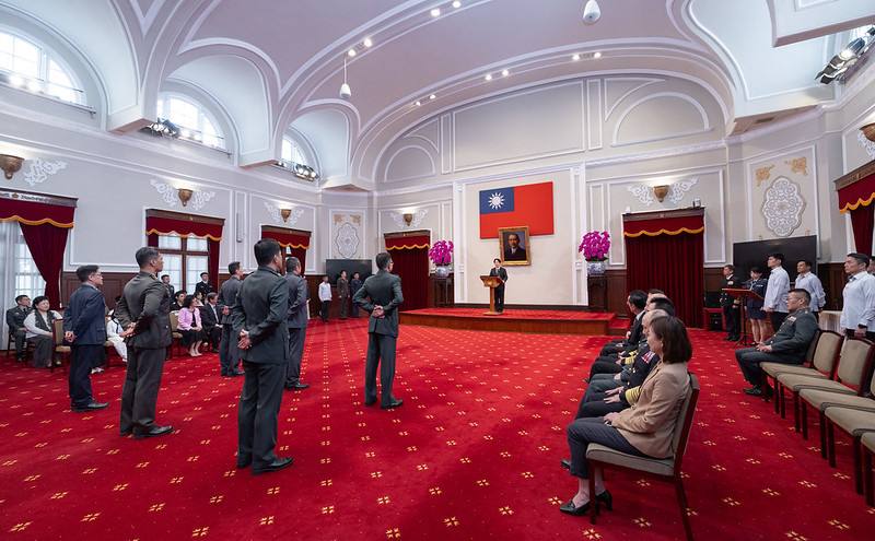 賴清德總統26日上午主持「中華民國114年4月份將官晉任授階典禮」