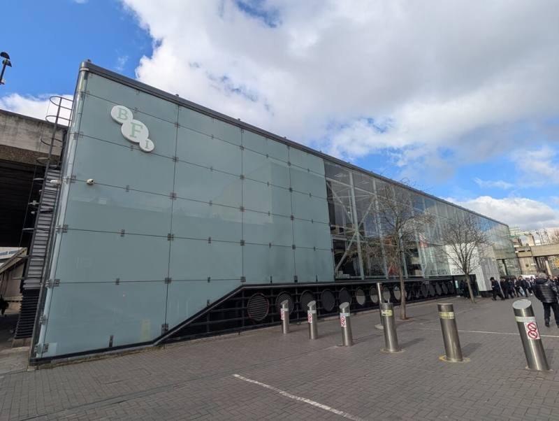 文化部與英國電影協會（BFI）合作，3月31日至4月30日推出台灣新電影專題，將放映15部作品，金馬獎「終身成就獎」得主、導演陳坤厚將親赴倫敦交流。圖為專題影展放映場館BFI南岸影城。（文化部駐英國代表處文化組提供）