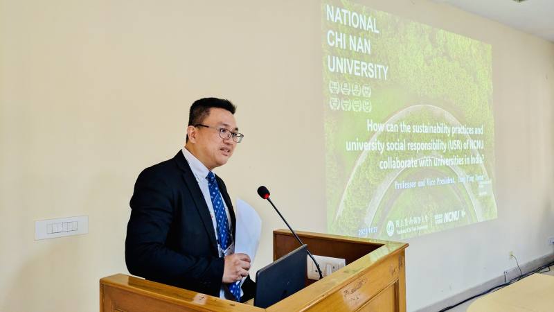 暨南國際大學副校長曾永平在亞太教育者年會「校長論壇」中專題演講。(暨南大學提供)