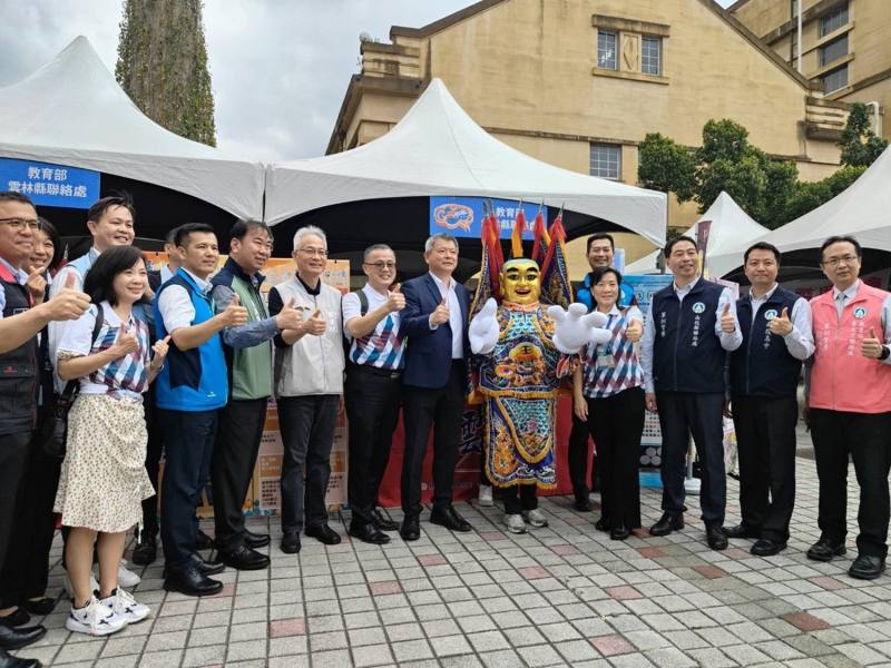 吳林輝司長與全國督導合影