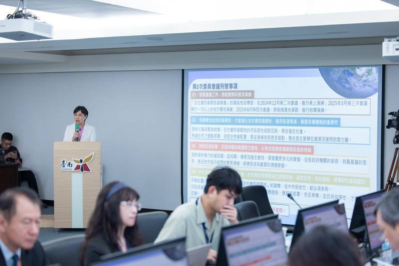 總統聽取執行秘書暨內政部長劉世芳報告「第2次委員會議列管事項辦理情形」