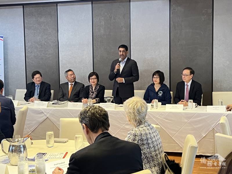 國會議員Ro Khanna参與圓桌會議