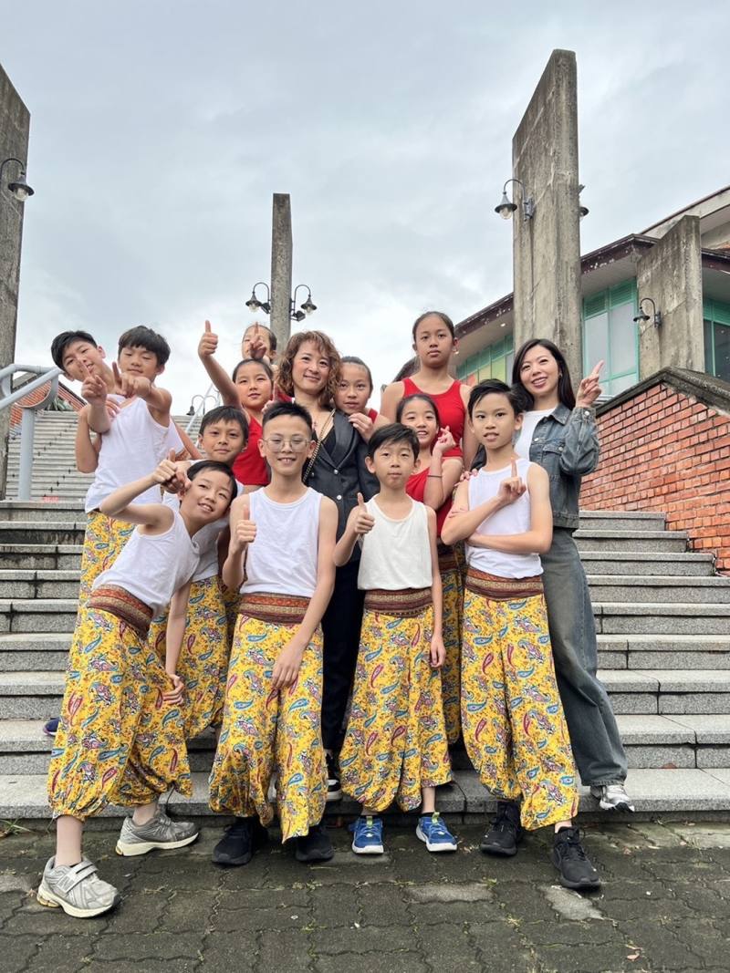 臺北市內湖區南湖國民小學打擊樂團