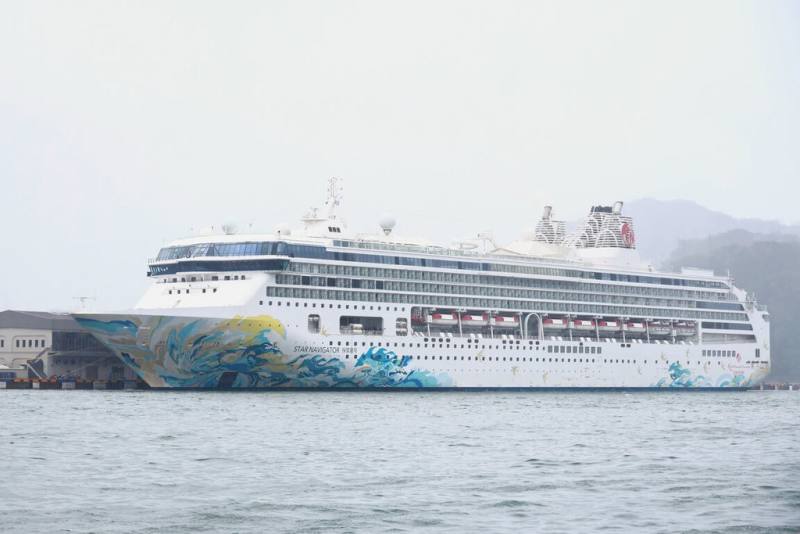 麗星郵輪旗下探索星號（Star Navigator）（圖）3月下旬起至10月下旬以基隆港為母港，推出為期8個月的郵輪體驗遊程，30日在基隆港舉辦「航程發布暨首航啟航儀式」。（基隆市政府提供）