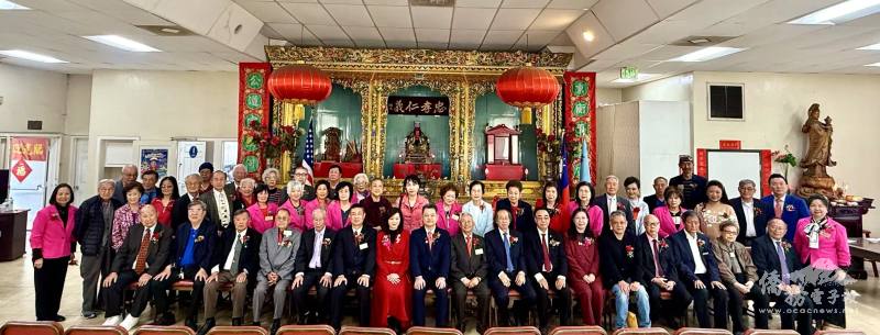 秉公堂舉行祭祖儀式，南加僑界共襄盛舉。