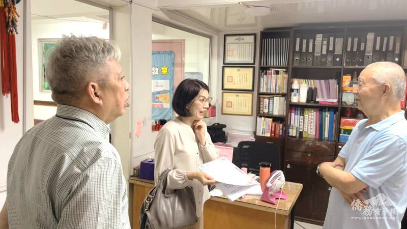 陳慧芬對僑校長期推廣正體華語培育許多華語人才印象深刻