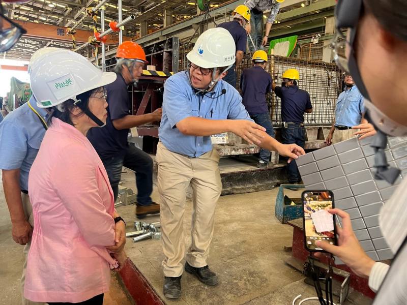 內政部長劉世芳巡視施工現場
