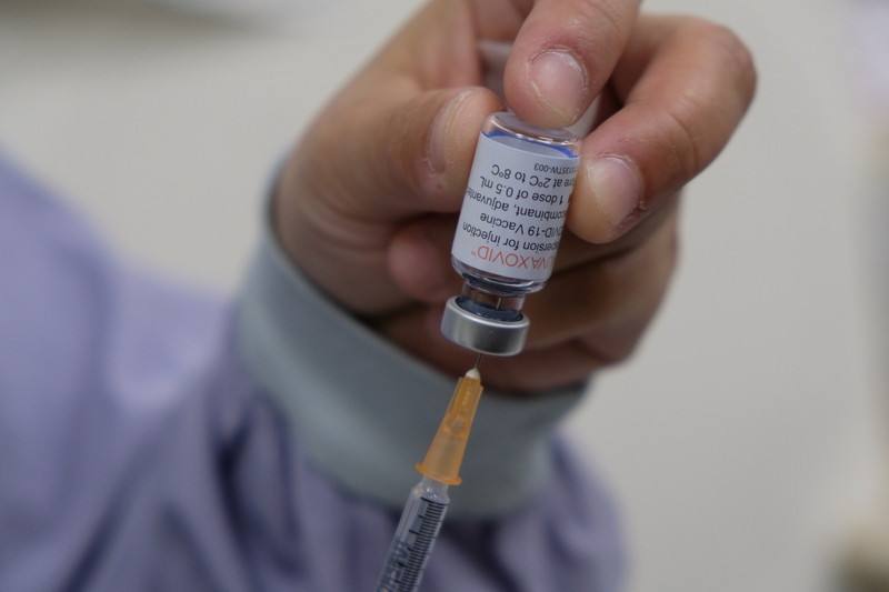 新冠死亡率比流感高12倍，醫籲長者接種第二劑JN.1疫苗。示意圖。 (圖：中央社)