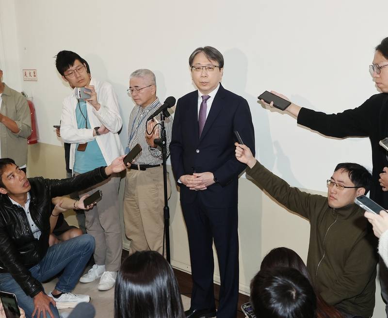 National Security Bureau Director-General Tsai Ming-yen (center, in suit). CNA photo April 9, 2025
