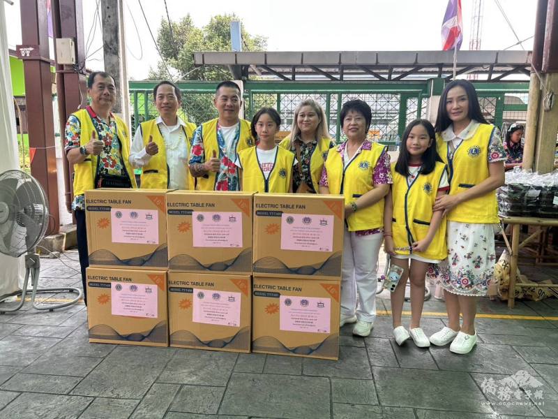 許世榕見證曼谷大玲昌獅子會熱心捐贈