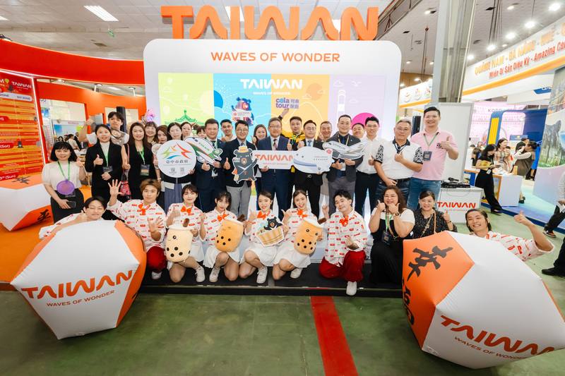 越南國際旅遊博覽會10至13日在河內市舉行，台灣館匯集了來自台灣的近30家業者與單位，規模為這次博覽會之冠
