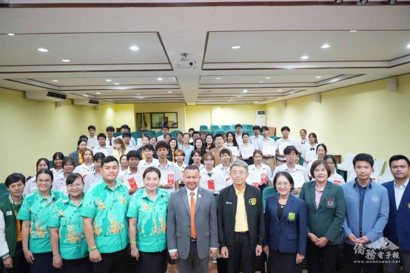 結業式師長合影