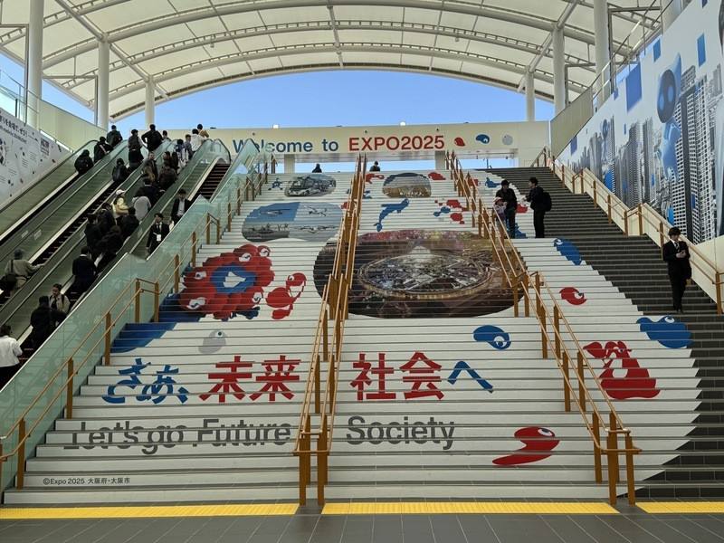 大阪世博13日開展，前往會場最方便的方式就是搭乘大眾運輸工具到中央線夢洲站。(圖：中央社)