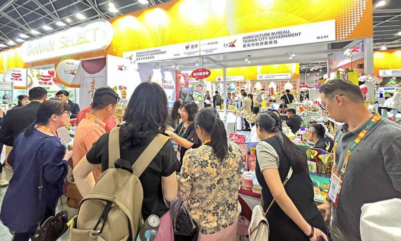 2025新加坡國際食品展4月8日開幕，展期4天，台南市政府初估台南攤位訂單約新台幣3億元。（台南市政府提供）