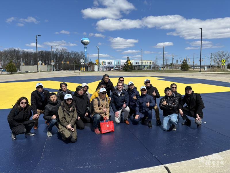 參觀位於密西根大學的全球首座自動駕駛模擬城市實驗基地MCity