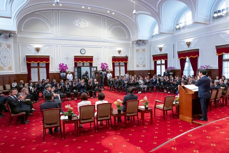 總統接見「社團法人國立臺北科技大學經營管理系、工業工程與管理系及資訊與財金管理系等3系所友會」