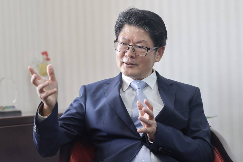 國合會秘書長黃玉霖接受中央社專訪時提出，計畫將海外技術團升級為辦公室，另希望提高國合會基金，並借鑑美日做法發行公債，以因應中國的「全球南方」策略。