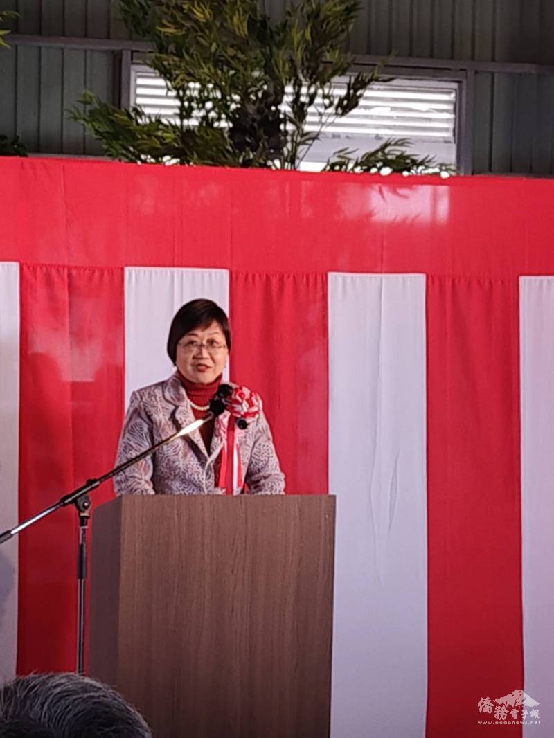 徐佳青致詞恭喜家登集團邁向新里程碑