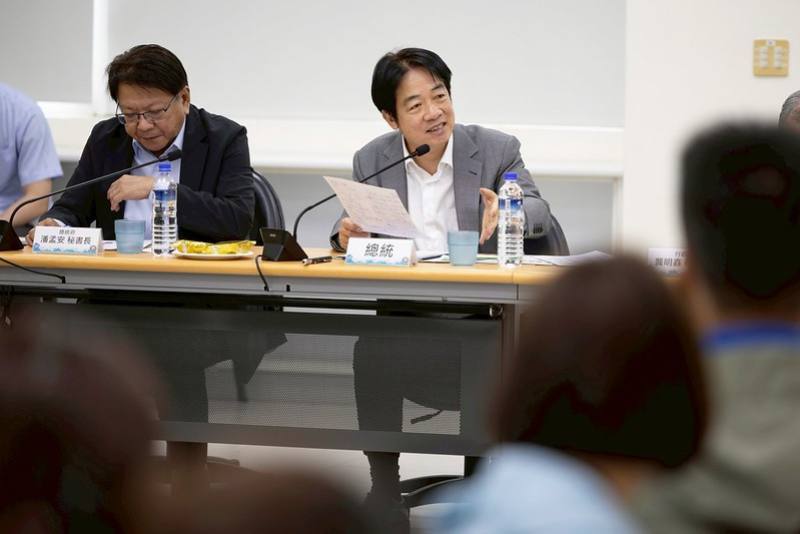 賴清德總統18日上午前往嘉義與養殖產業業者座談