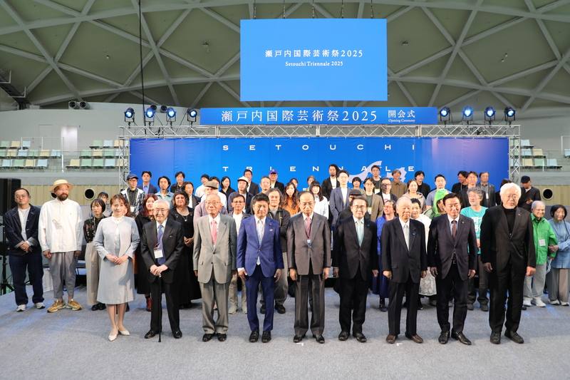 三年一度藝術盛宴「瀨戶內國際藝術祭2025」開幕，文化部駐日台灣文化中心邀請藝術家王文志以竹子作品「擁抱小豆島」參展，是藝術祭最大亮點