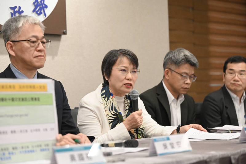 內政部提醒，民眾於地政事務所辦理地籍測量時，請務必配合確實埋設及保存界標，以維護個人的財產權益。