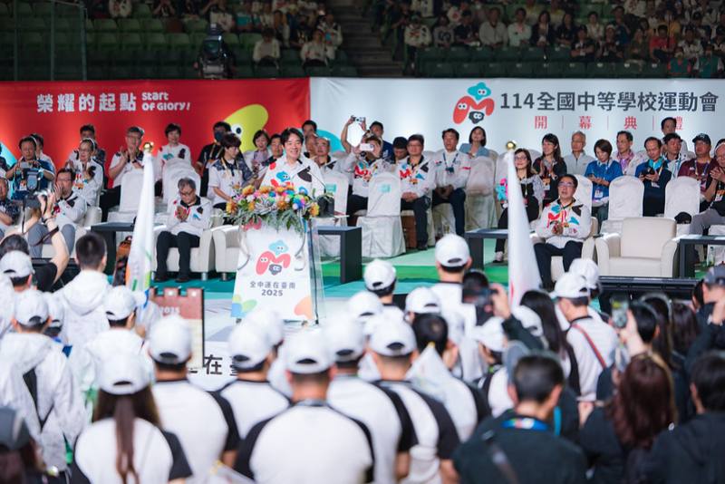 賴清德總統19日晚間前往臺南出席「114年全國中等學校運動會開幕典禮」