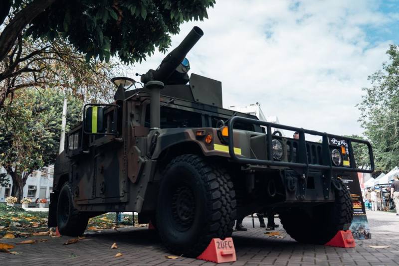 M1167拖式裝甲悍馬車具備高機動性與精準火力。（軍聞社記者吳東昇攝）