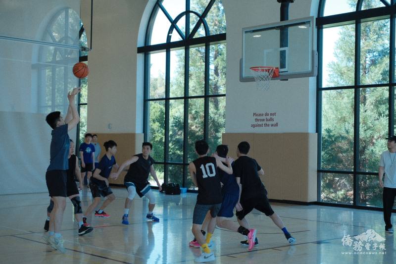 兩校臺灣留學生以球會友