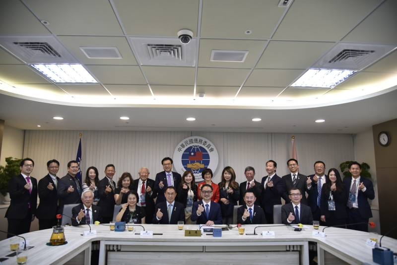 北美洲臺灣商會聯合總會與僑務委員會副委員長阮昭雄大合照