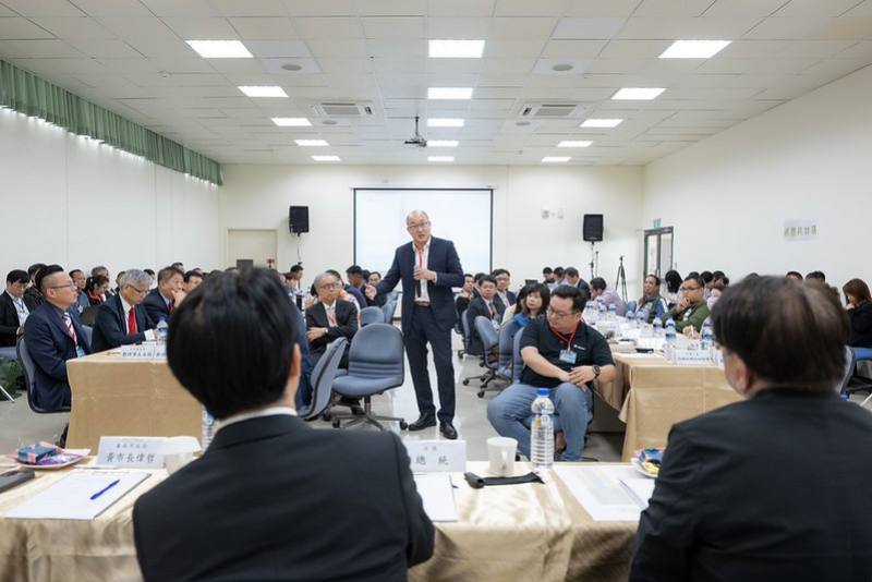 總統出席「與傳統產業業者座談」