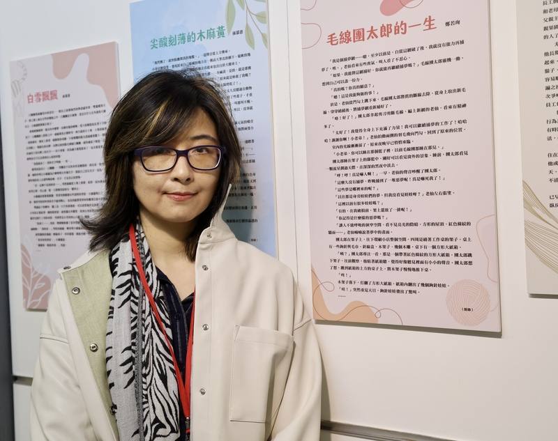 第37屆信誼幼兒文學獎26日下午在台北舉行頒獎典禮，今年兒童文學組首獎從缺，由創作者鄭若珣（圖）的「毛線團太郎的一生」等2件作品拿下佳作。