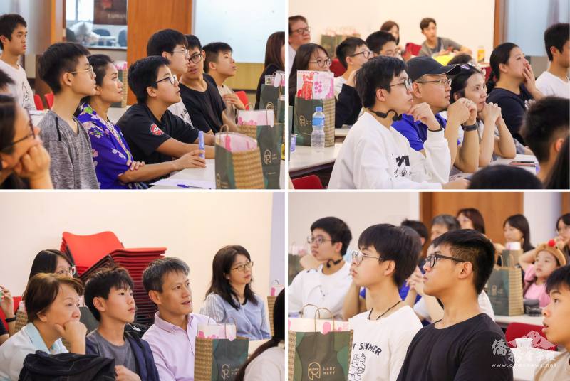 學員與家長專心聆聽講解