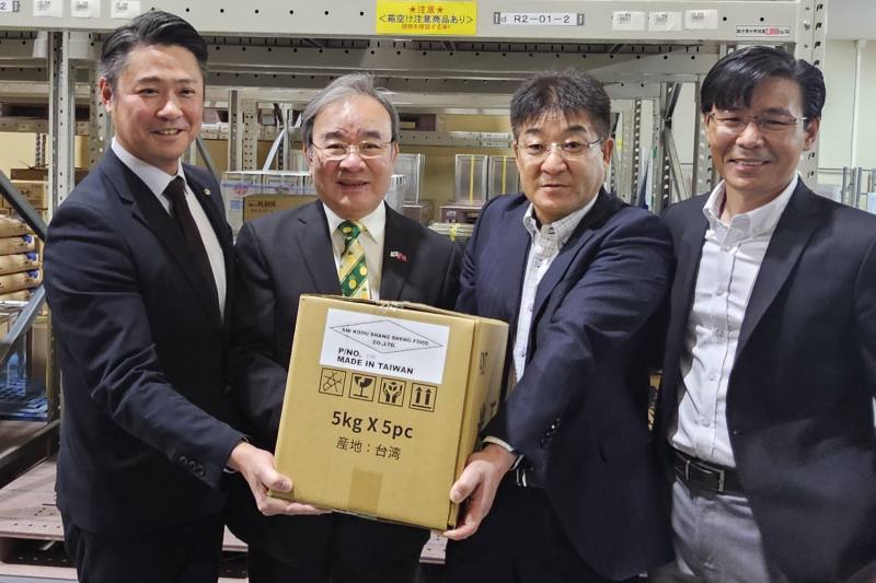 農業部胡忠一政務次長率團拜訪日本北海道進口臺灣米業者與當地流通及團膳業者