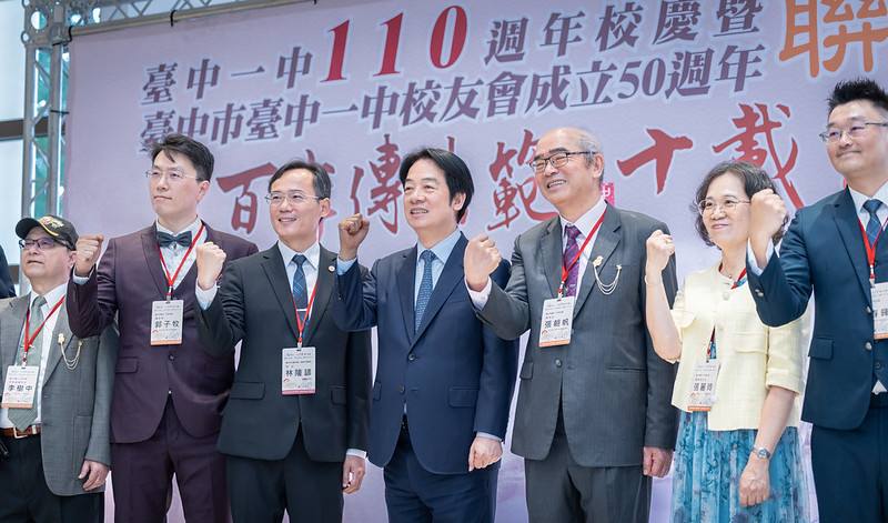 賴清德總統27日下午出席「臺中一中110週年校慶暨臺中市臺中一中校友會成立50週年聯歡晚會」