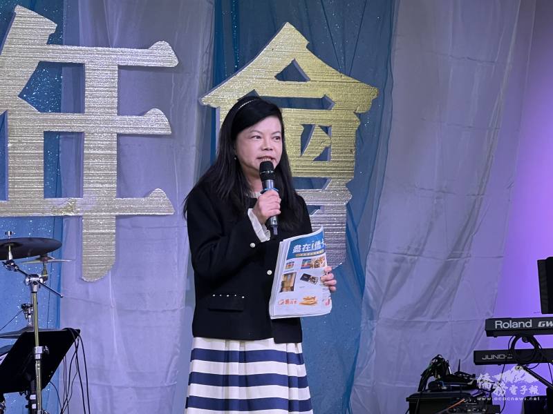 金山灣區文教中心僑務祕書許彩鳳推廣僑委會的i僑卡與兩性平衡政策