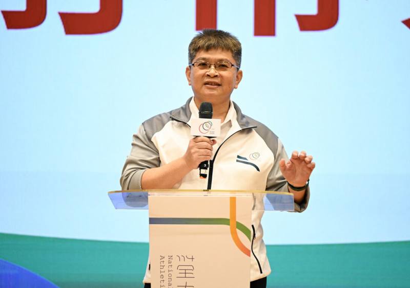 114年全國大專校院運動會2日在長榮大學劃下句點，教育部體育署副署長房瑞文（圖）致詞表示，期許在全大運擁有佳績的選手，未來繼續在國際賽事上發光發熱。（長榮大學114全大運執辦提供）