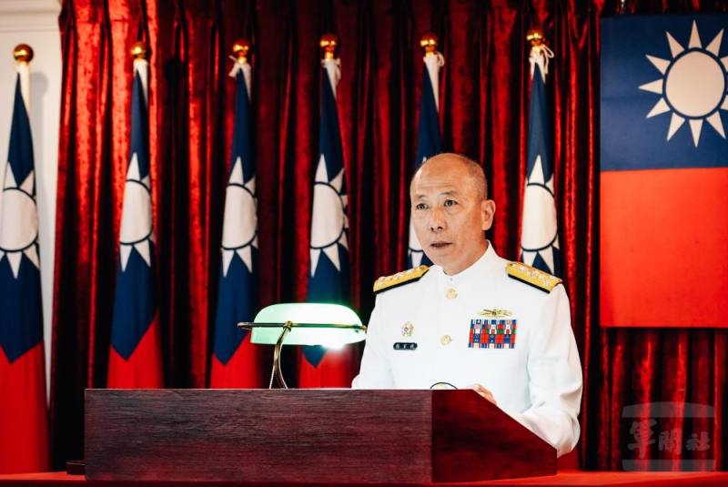 參謀總長梅家樹上將2日主持訓練次長郭中將任職布達典禮。（軍聞社實習記者林鴻旻攝）