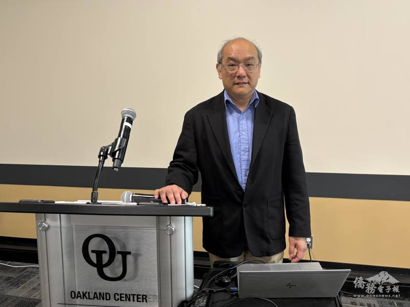 全美中文學校聯合總會副會長及南密校長李君豪開幕致詞