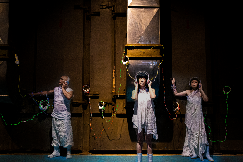 「捌號會所」策劃與執行的「國際現場計畫」，將登上全球規模最大的古典音樂展會—位於德國柏林的Classical Next。圖為聲音劇場《20伍零》。(圖為捌號會所提供)