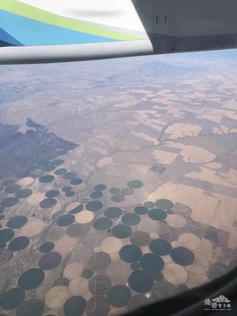 愛達荷上空的「農民畫」