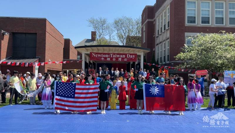 牛頓臺灣日隆重登場