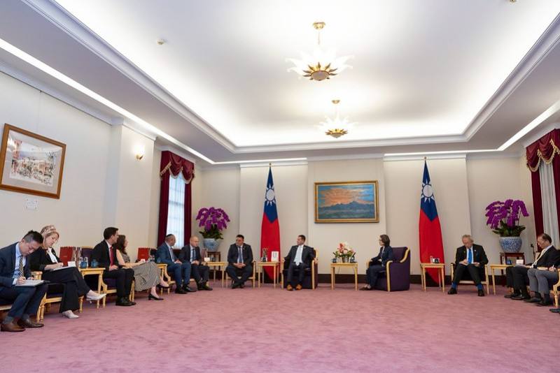 副總統接見「以色列國會議員訪問團」，並相互交流