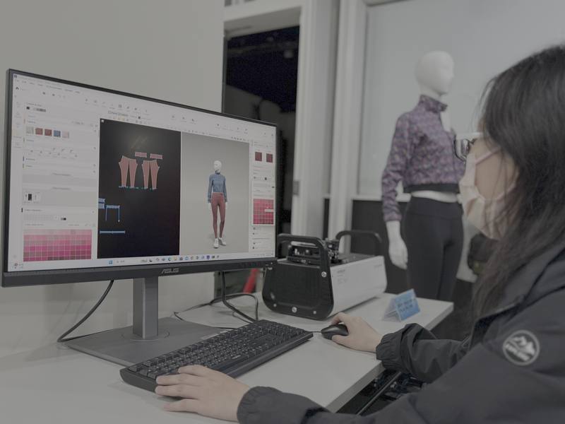 紡織產業綜合研究所開設「AI數位布料實作訓練班」，培訓業者AI數位布料設計與生產模擬能力，及訂單預測分析等應用，盼強化業者接單競爭力