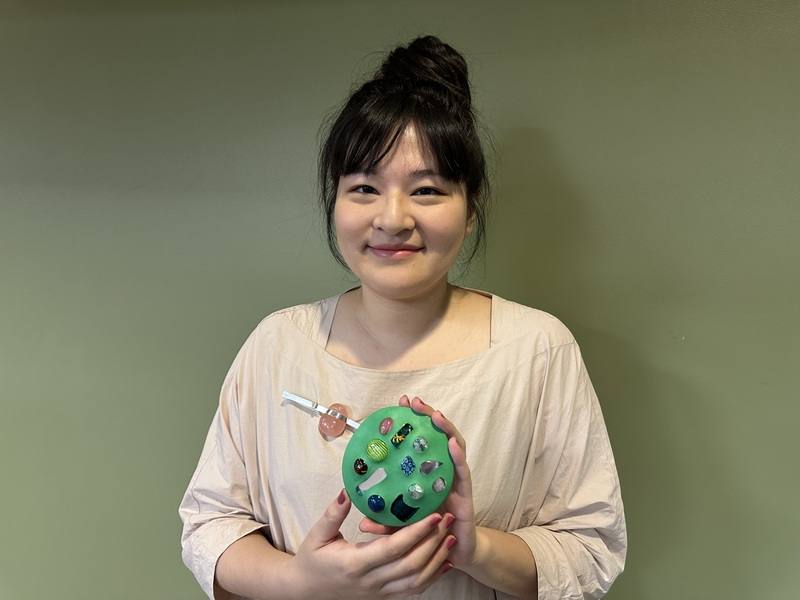 台灣當代首飾創作者吳沛璇參加紐約藝術與設計博物館年度活動，展後在紐約台北文化中心展示創作