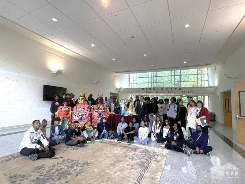 5月9日臺灣文化導覽團體照